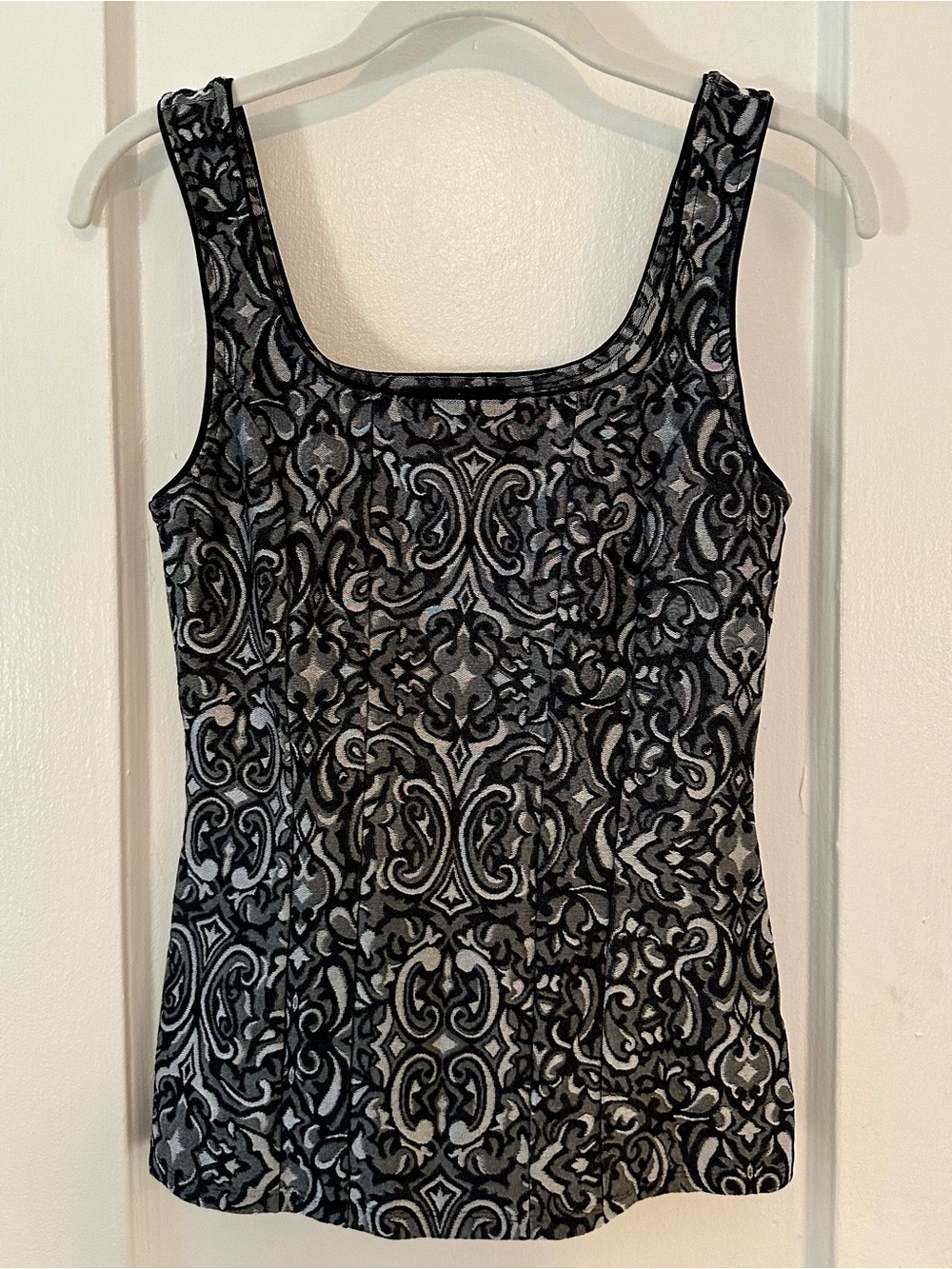 WHBM EUC Sleeveless Shell / Camisole / Tank Top